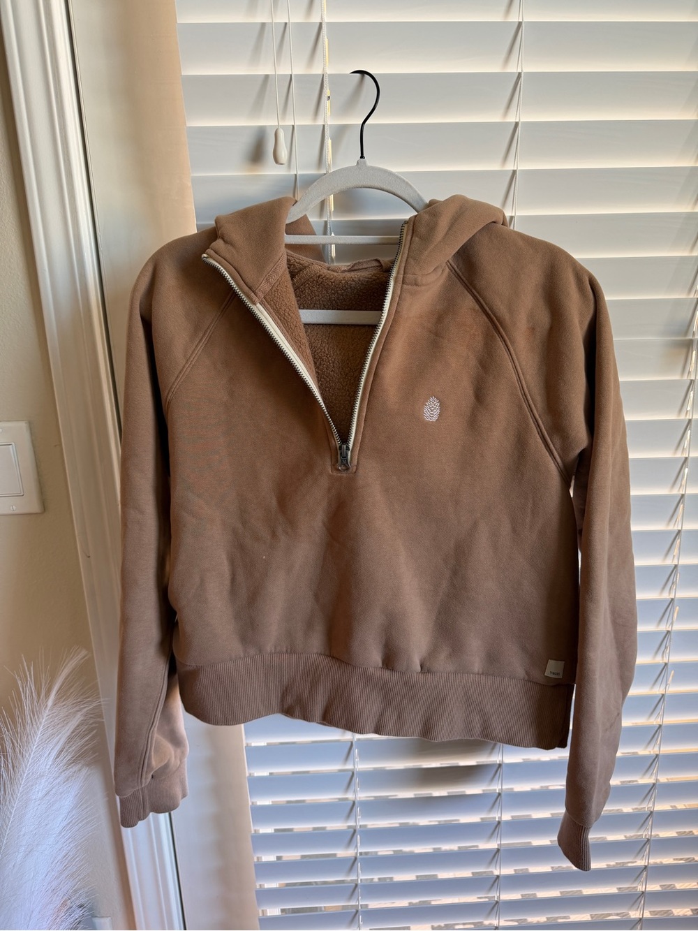Vuori Half-Zip Hoodie in Light Brown - Picture 4 of 5